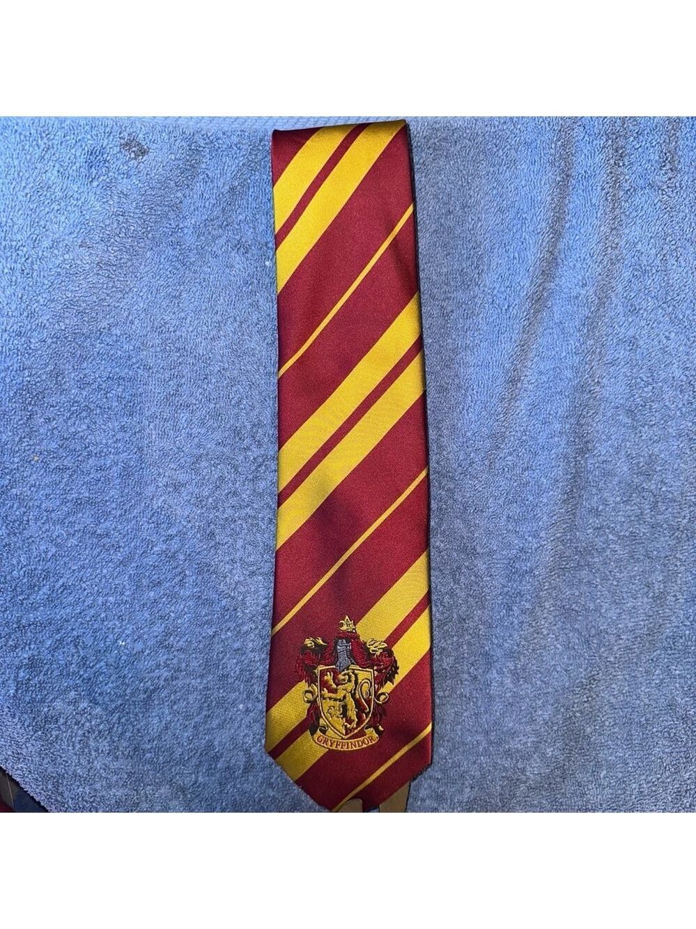 NWOT Men's Harry Potter Gryffindor Logo Neck Tie Maroon Gold